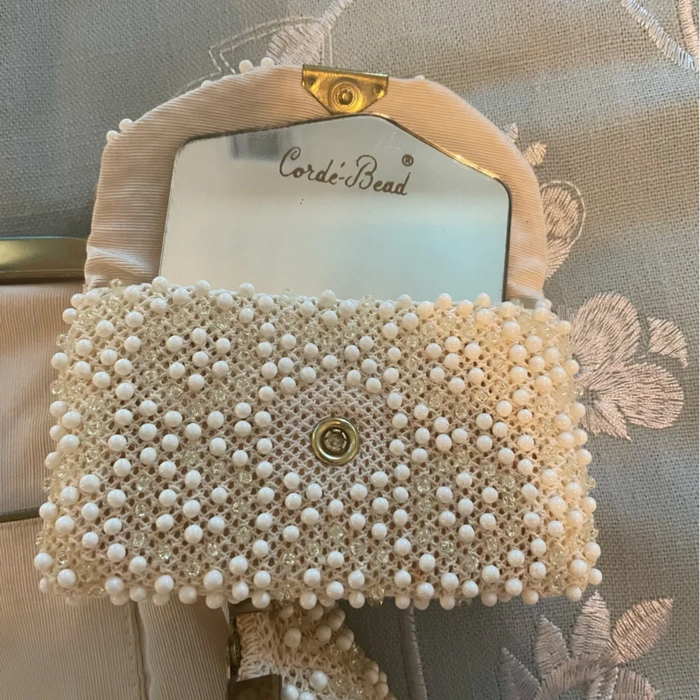 Cream Beaded Bag by Corde’ Bead, Basket-Weave Pattern - Picture 10 of 13